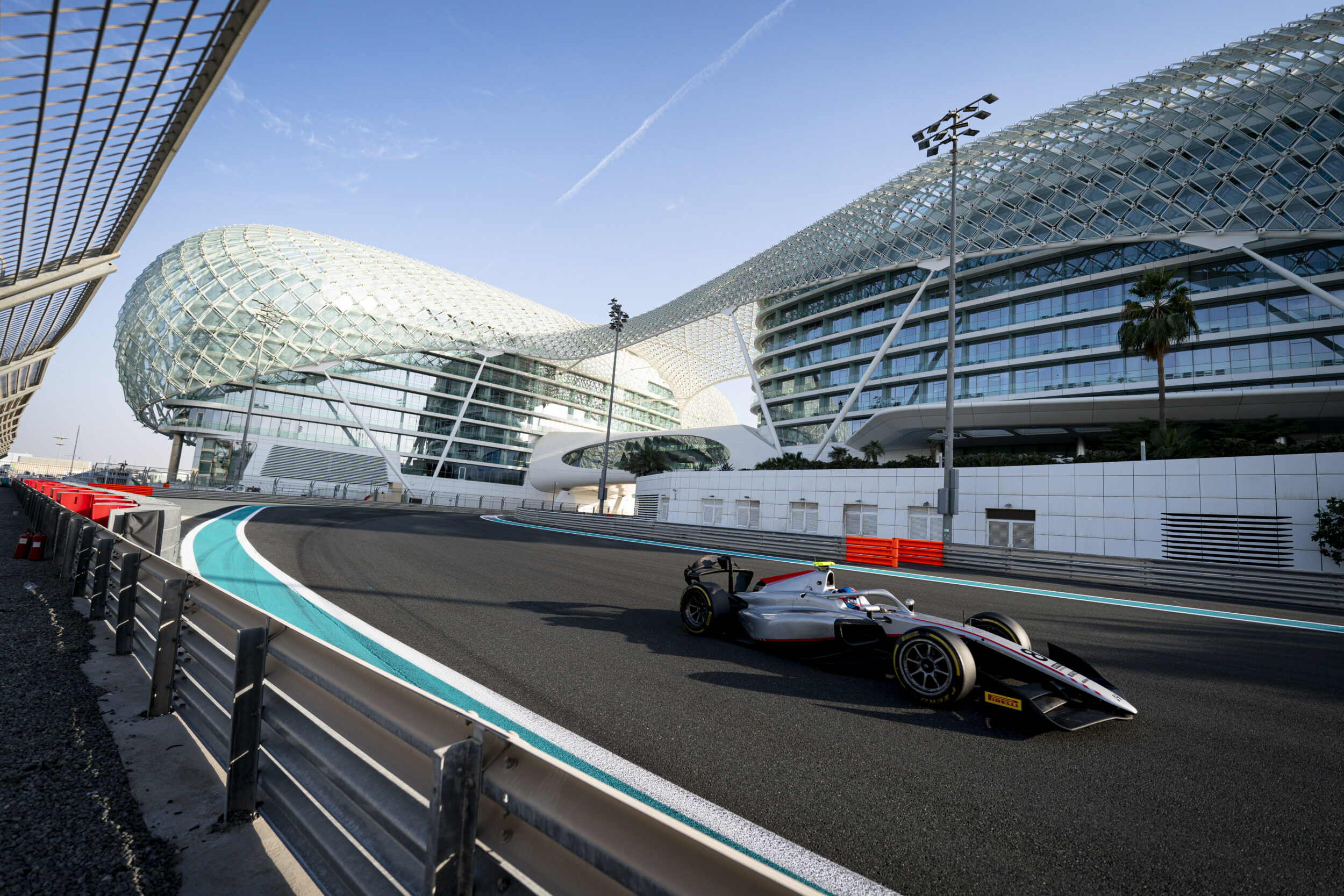 Hitech - In Pictures: Post-Season F2 Testing in Abu Dhabi - Hitech